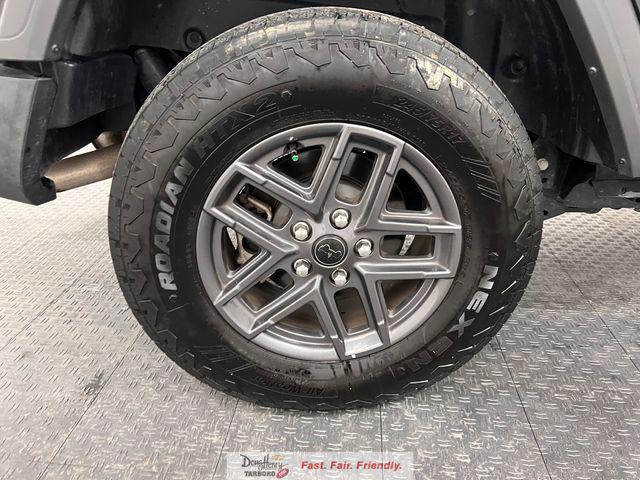 2025 Jeep Wrangler 4-Door Summit 4x4