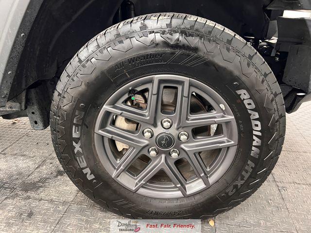 2025 Jeep Wrangler 4-Door Summit 4x4