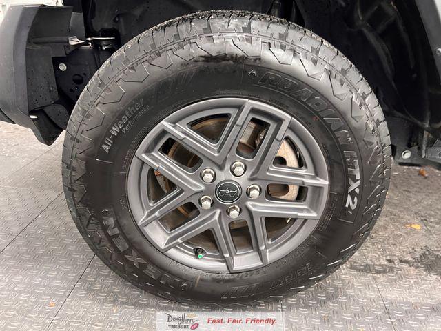 2025 Jeep Wrangler 4-Door Summit 4x4