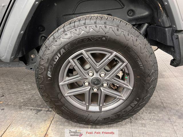 2025 Jeep Wrangler 4-Door Summit 4x4