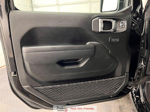 2025 Jeep Wrangler 4-Door Summit 4x4