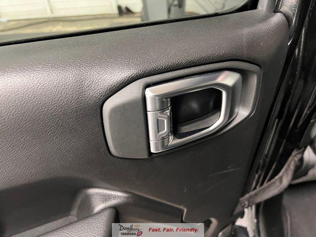 2025 Jeep Wrangler 4-Door Summit 4x4