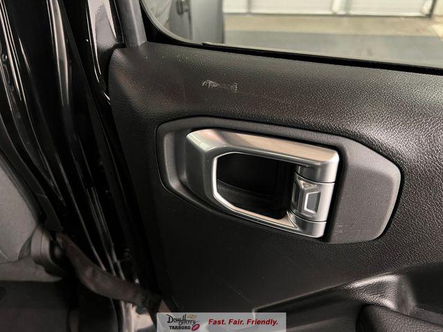 2025 Jeep Wrangler 4-Door Summit 4x4