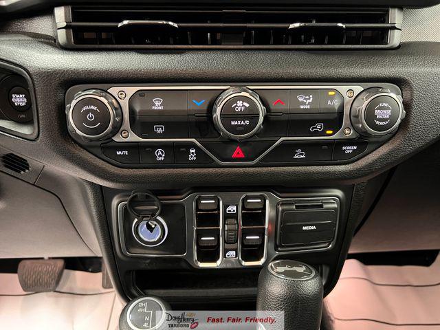 2025 Jeep Wrangler 4-Door Summit 4x4