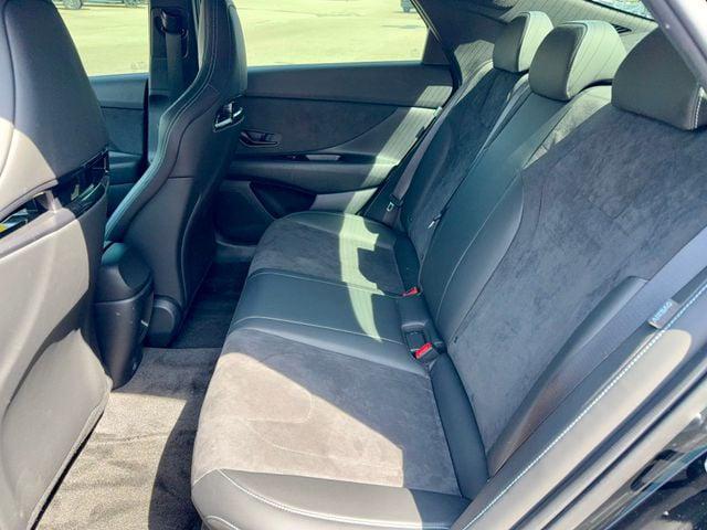 2025 Hyundai Elantra Base
