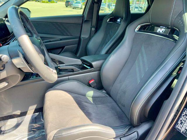 2025 Hyundai Elantra Base