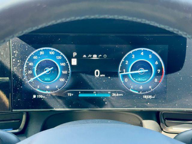 2025 Hyundai Elantra Base