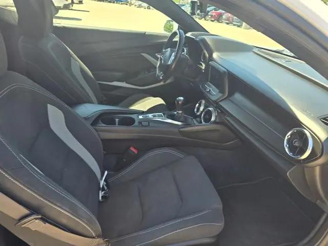 2019 Chevrolet Camaro 1LS