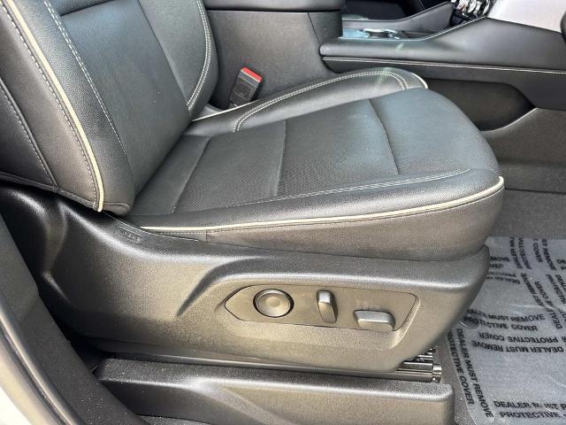 2022 GMC Yukon XL 4WD SLT