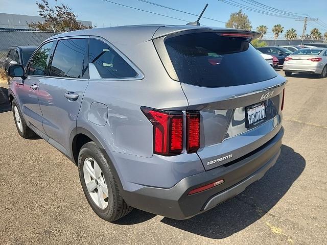 2023 Kia Sorento LX
