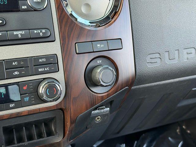 2011 Ford F-350 Lariat Super Duty
