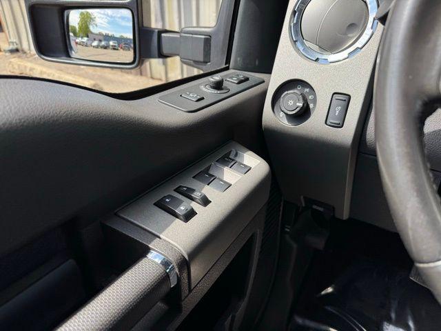 2011 Ford F-350 Lariat Super Duty