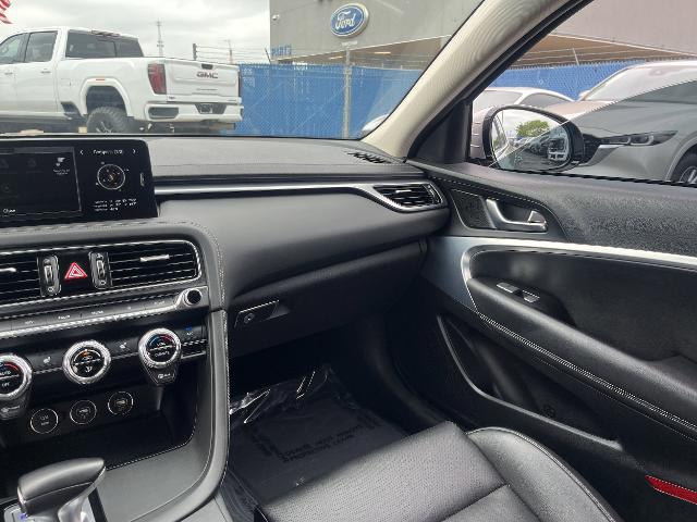 2023 Genesis G70 2.0T AWD