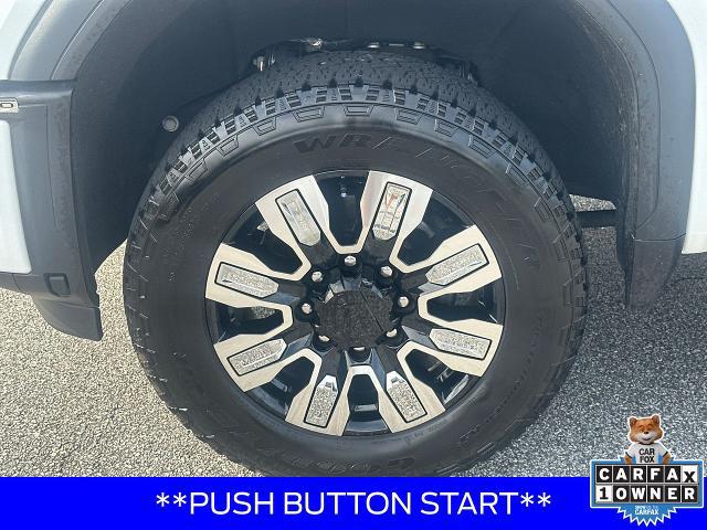 2025 GMC Sierra 2500HD 4WD Crew Cab Standard Bed Denali