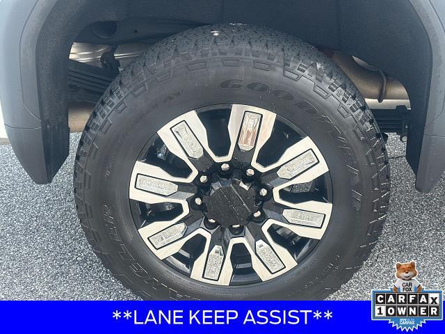 2025 GMC Sierra 2500HD 4WD Crew Cab Standard Bed Denali