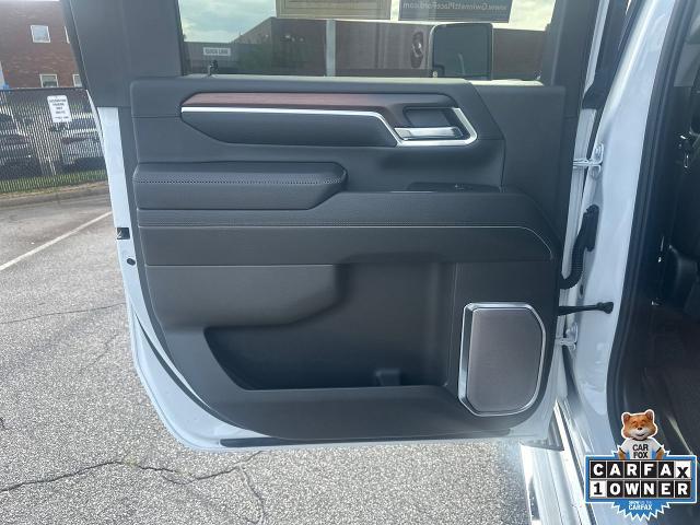 2025 GMC Sierra 2500HD 4WD Crew Cab Standard Bed Denali
