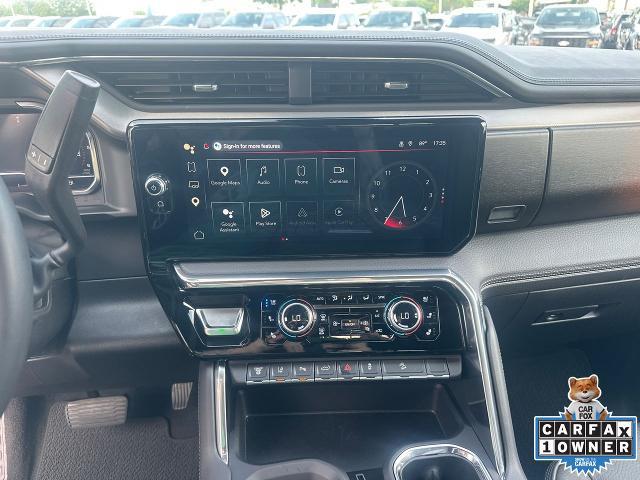 2025 GMC Sierra 2500HD 4WD Crew Cab Standard Bed Denali