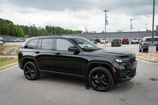 2022 Jeep Grand Cherokee Altitude 4x4