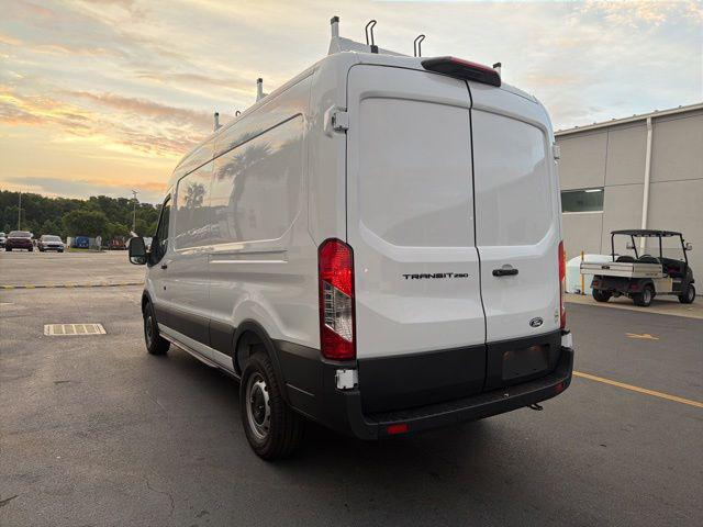 2026 Ford Transit Cargo Van 148 WB Medium Roof Cargo