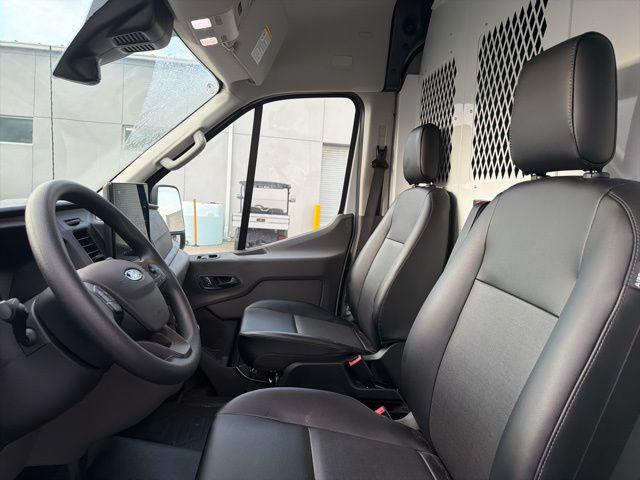 2026 Ford Transit Cargo Van 148 WB Medium Roof Cargo