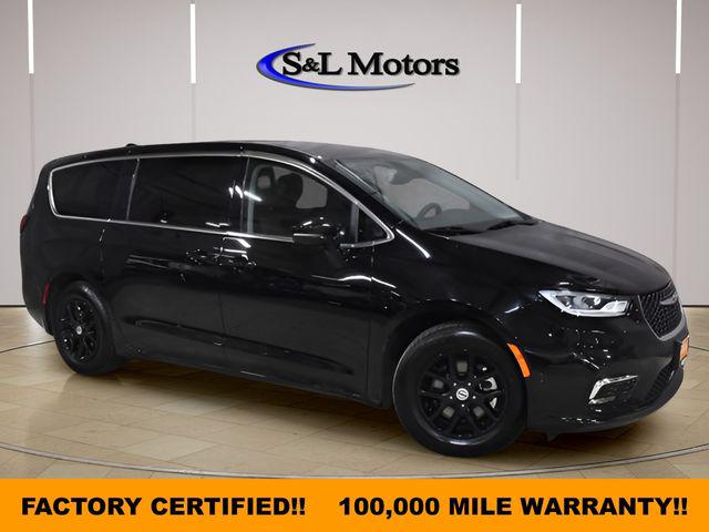 2024 Chrysler Pacifica Touring L for sale in Pulaski, WI
