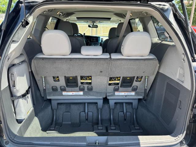 2017 Toyota Sienna XLE 8 Passenger