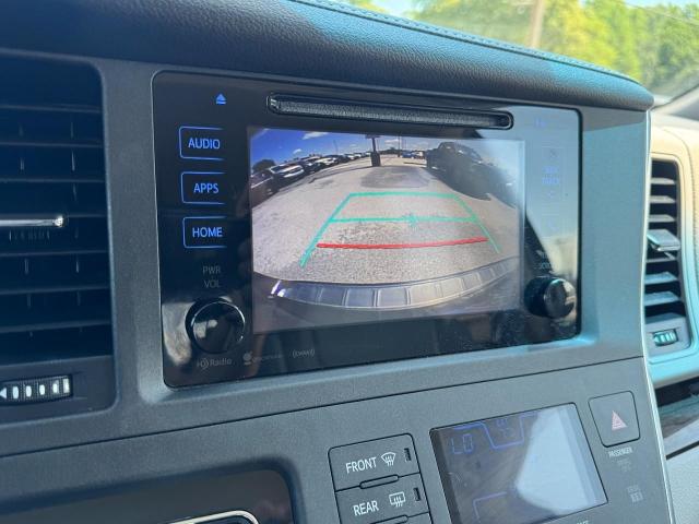 2017 Toyota Sienna XLE 8 Passenger