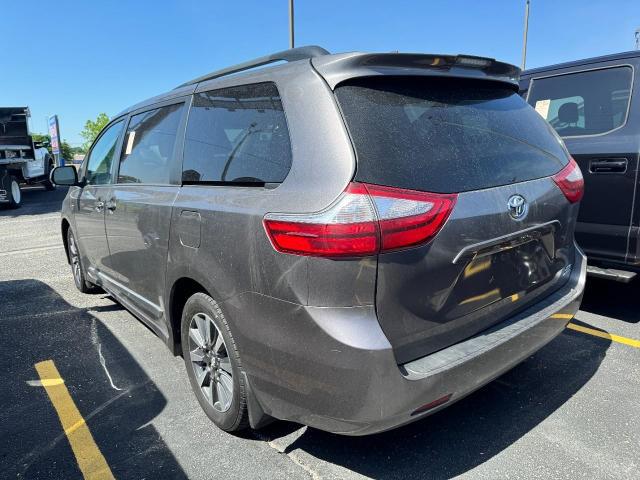 2018 Toyota Sienna XLE 7 Passenger