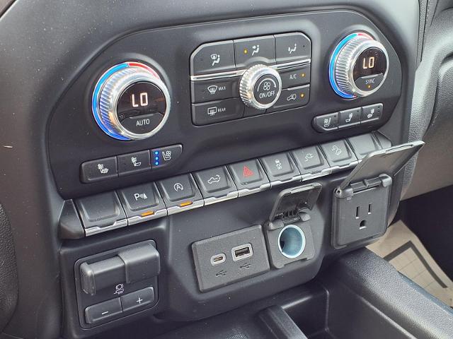 2021 GMC Sierra 1500 4WD Crew Cab Short Box AT4