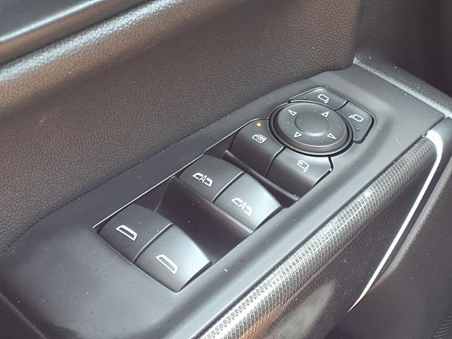 2021 GMC Sierra 1500 4WD Crew Cab Short Box AT4