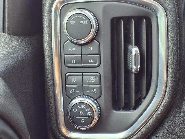 2021 GMC Sierra 1500 4WD Crew Cab Short Box AT4
