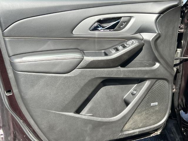 2021 Chevrolet Traverse AWD LT Leather