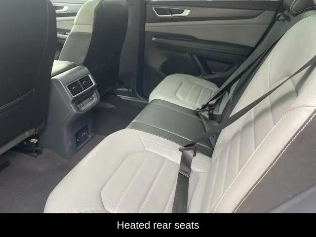 2024 Volkswagen Atlas Cross Sport 2.0T SEL R-Line