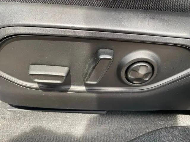 2023 Jeep Grand Cherokee Limited 4x2