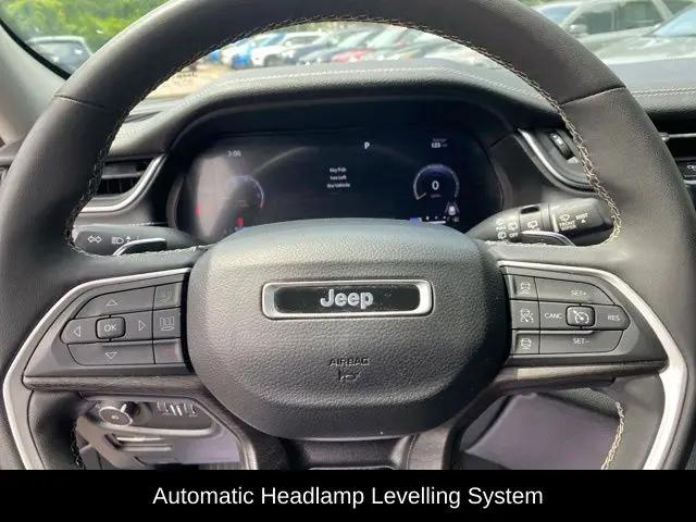 2023 Jeep Grand Cherokee Limited 4x2