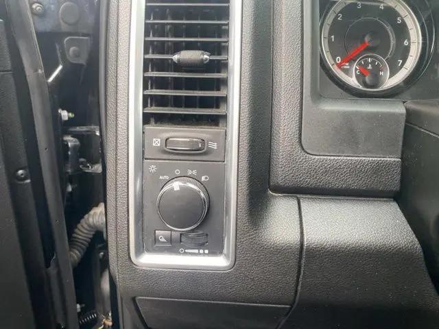 2024 Ram 1500 Classic SLT Quad Cab 4x4 6'4" Box