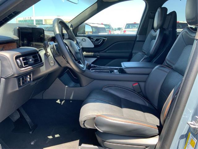 2025 Lincoln Aviator Black Label
