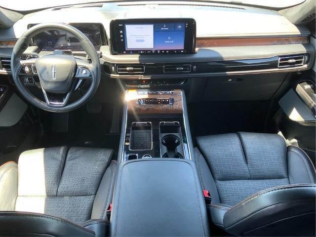 2025 Lincoln Aviator Black Label