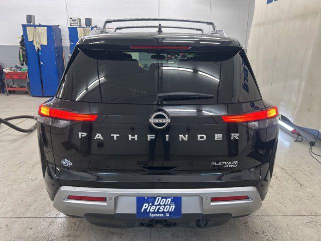 2022 Nissan Pathfinder Platinum 4WD