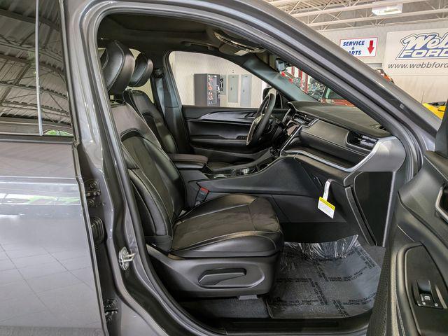2025 Jeep Grand Cherokee L Altitude X 4x4