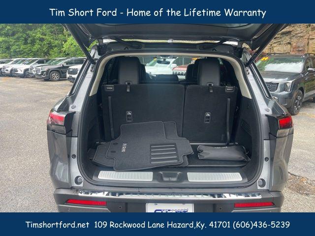 2023 INFINITI QX60 LUXE AWD