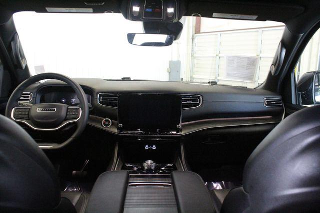 2023 Jeep Wagoneer Series III 4x4