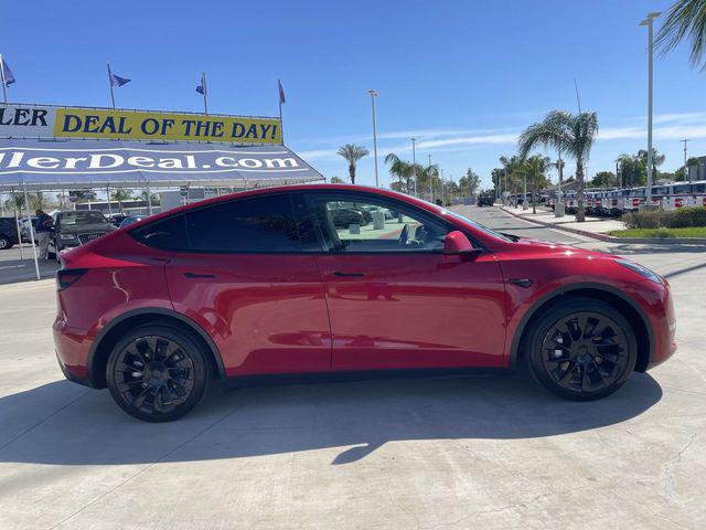 2022 Tesla Model Y Long Range Dual Motor All-Wheel Drive