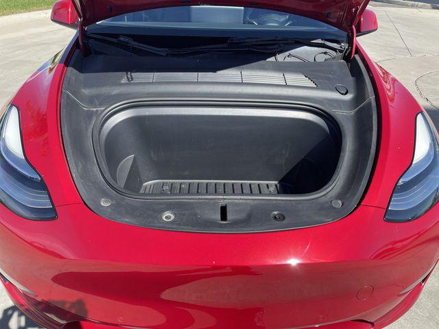 2022 Tesla Model Y Long Range Dual Motor All-Wheel Drive