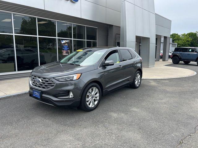 2020 Ford Edge Titanium