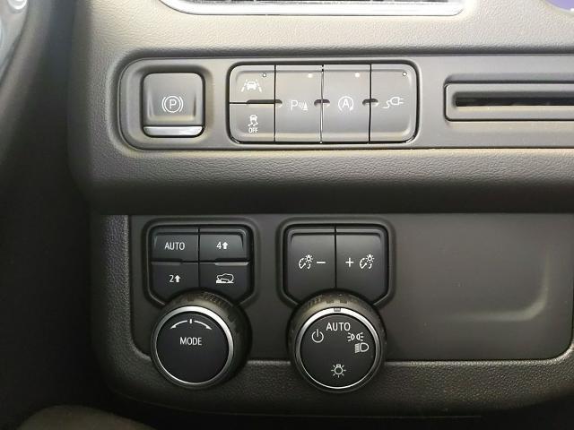 2022 Chevrolet Suburban 4WD LT