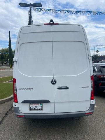 2020 Mercedes-Benz Sprinter 2500 144 WB Standard Roof Cargo