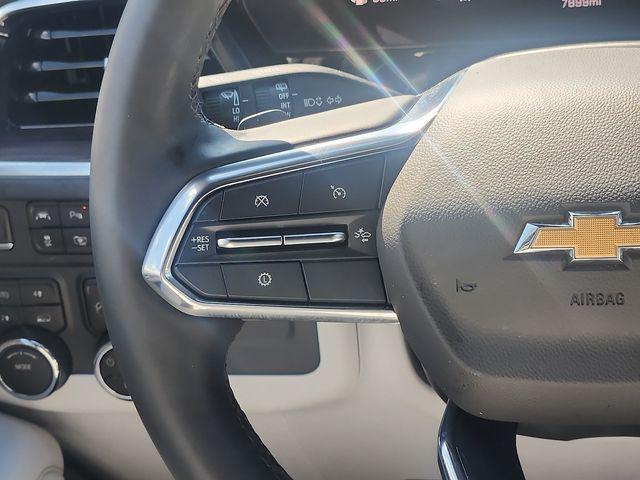 2025 Chevrolet Suburban 4WD Premier