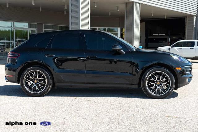 2018 Porsche Macan Sport Edition