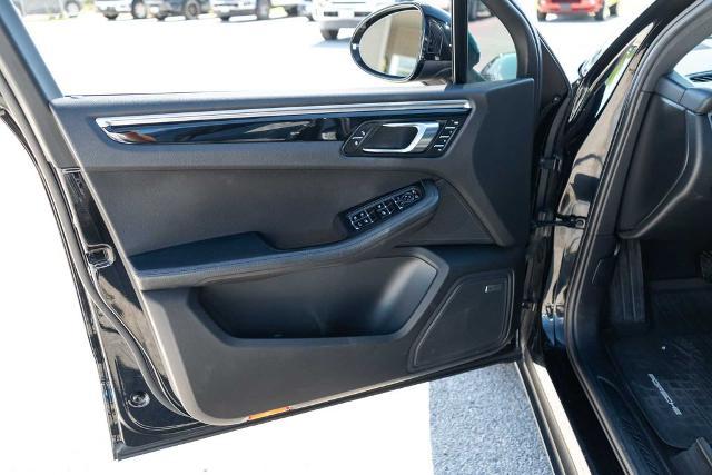 2018 Porsche Macan Sport Edition